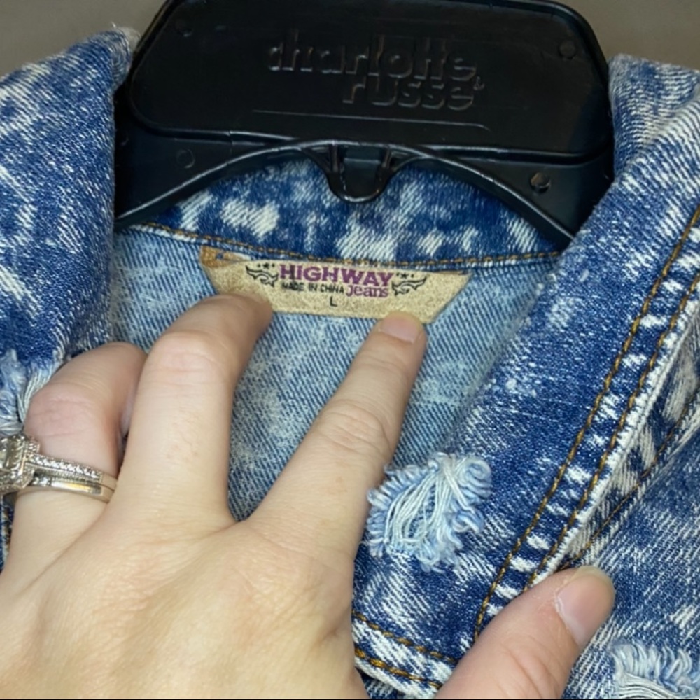 Denim jacket - Picture 4 of 5